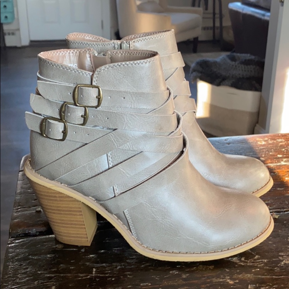 Booties DSW NEW